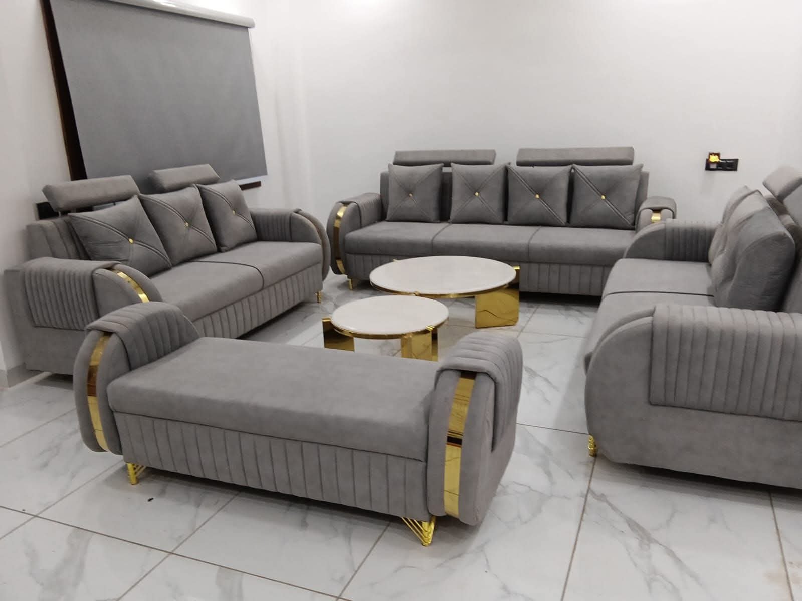SOFA SET SECTION