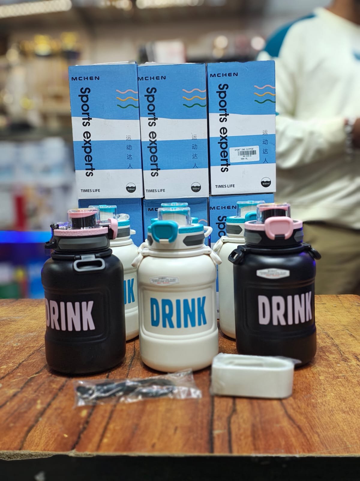 DRINK BOTTLE