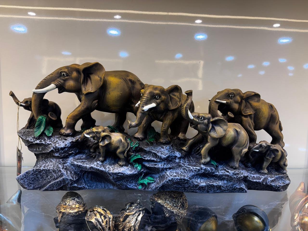 ARTS DESIGN ELEPHANT
