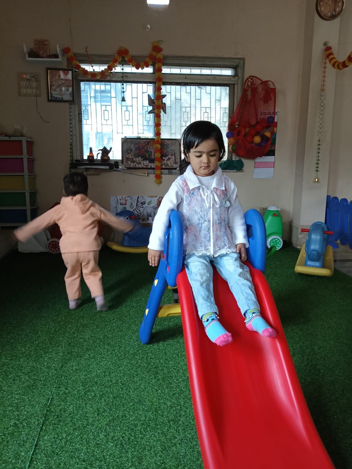 PLAY TIME