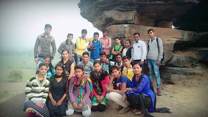 COLLEGE TRIP