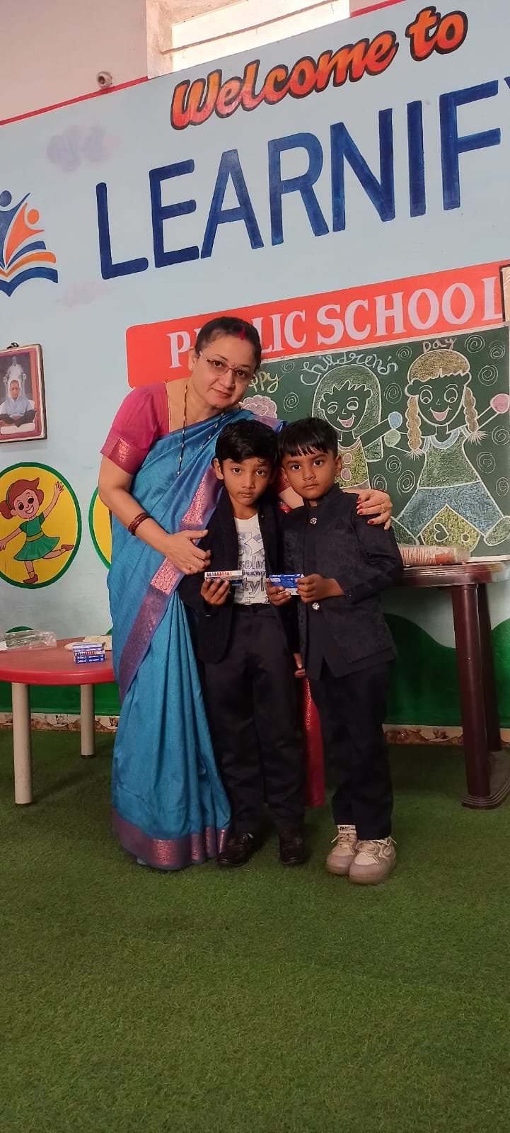 SCHOOL CAMPUS