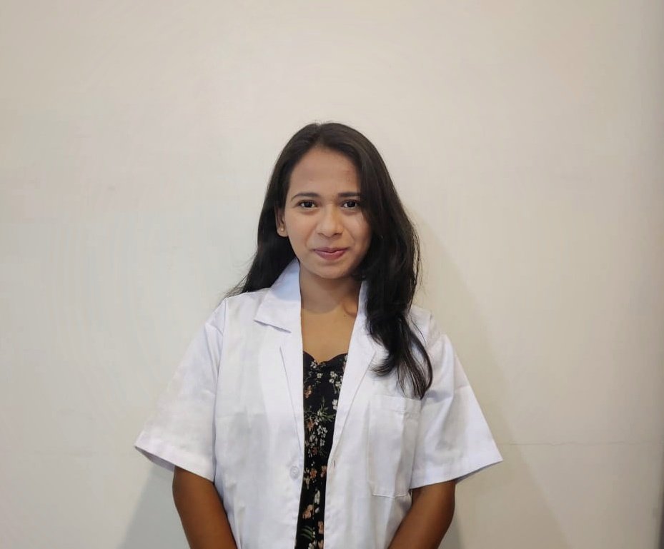 Dr Neha Charpelwar